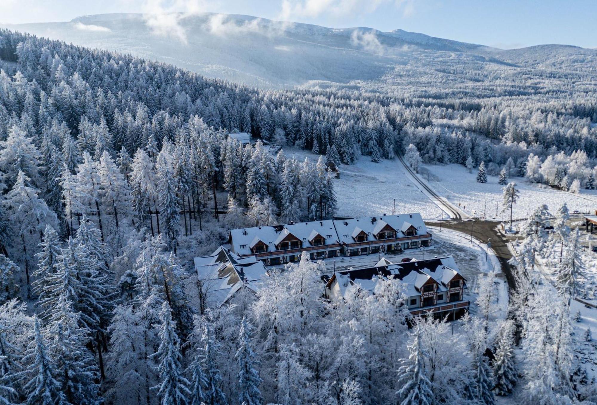 Aparthotel Osada Seidorf Kolo Karpacza Sosnówka Exterior foto